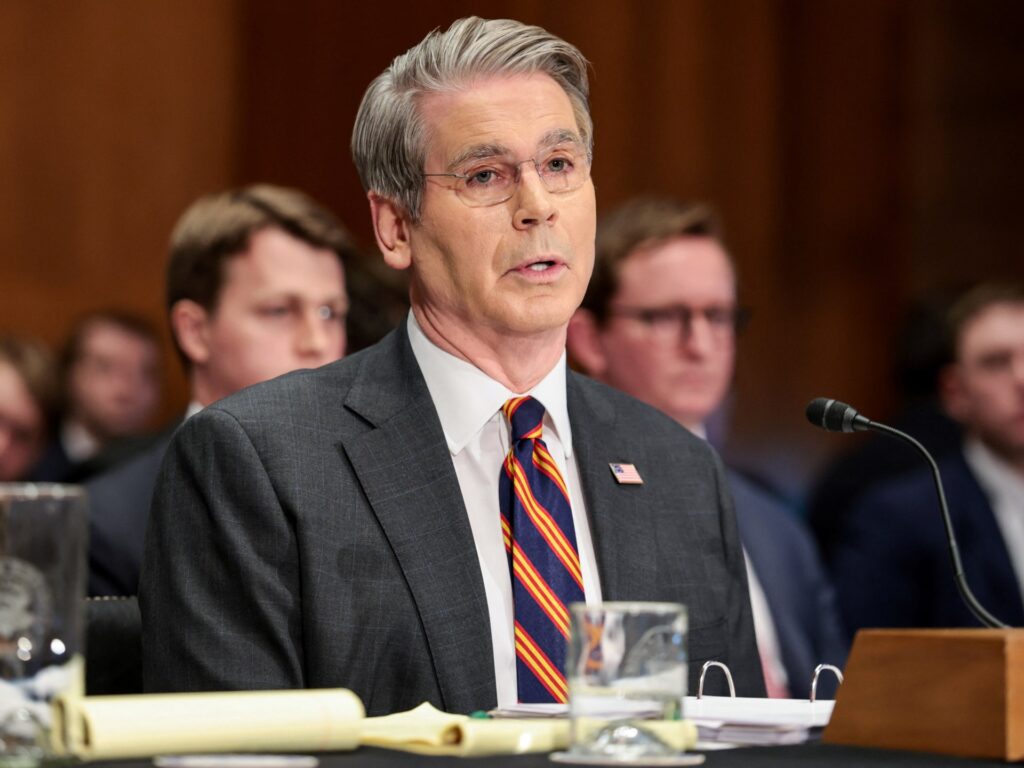 us-issues-new-sanctions-as-it-dials-up-pressure-on-iran