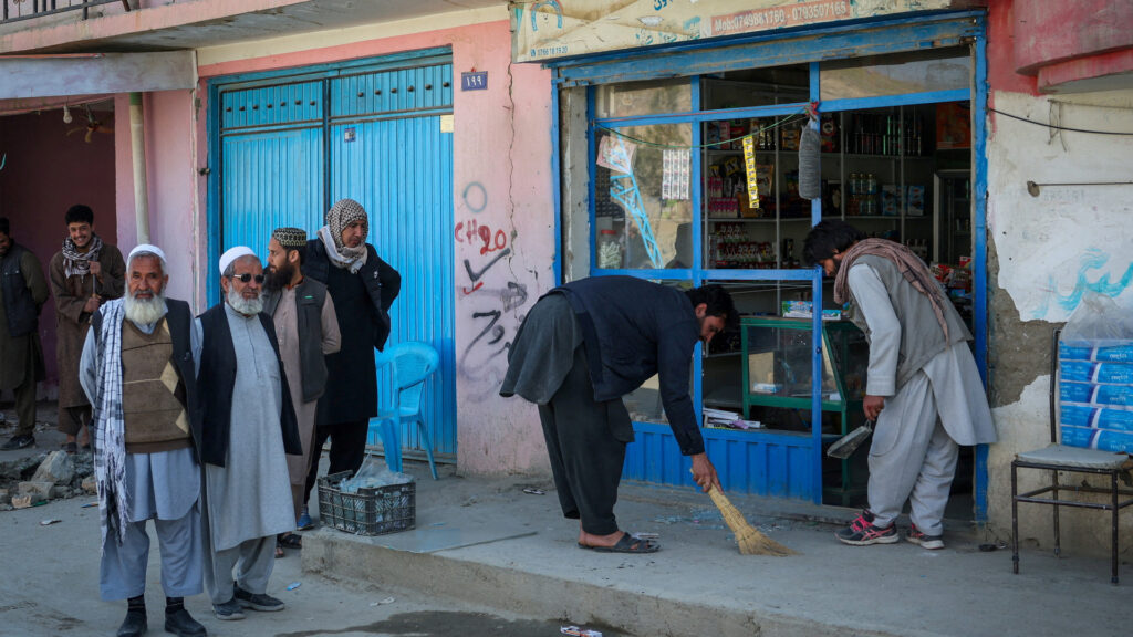 residents-describe-panic-as-pakistan-attacks-afghanistan-in-‘open-war’