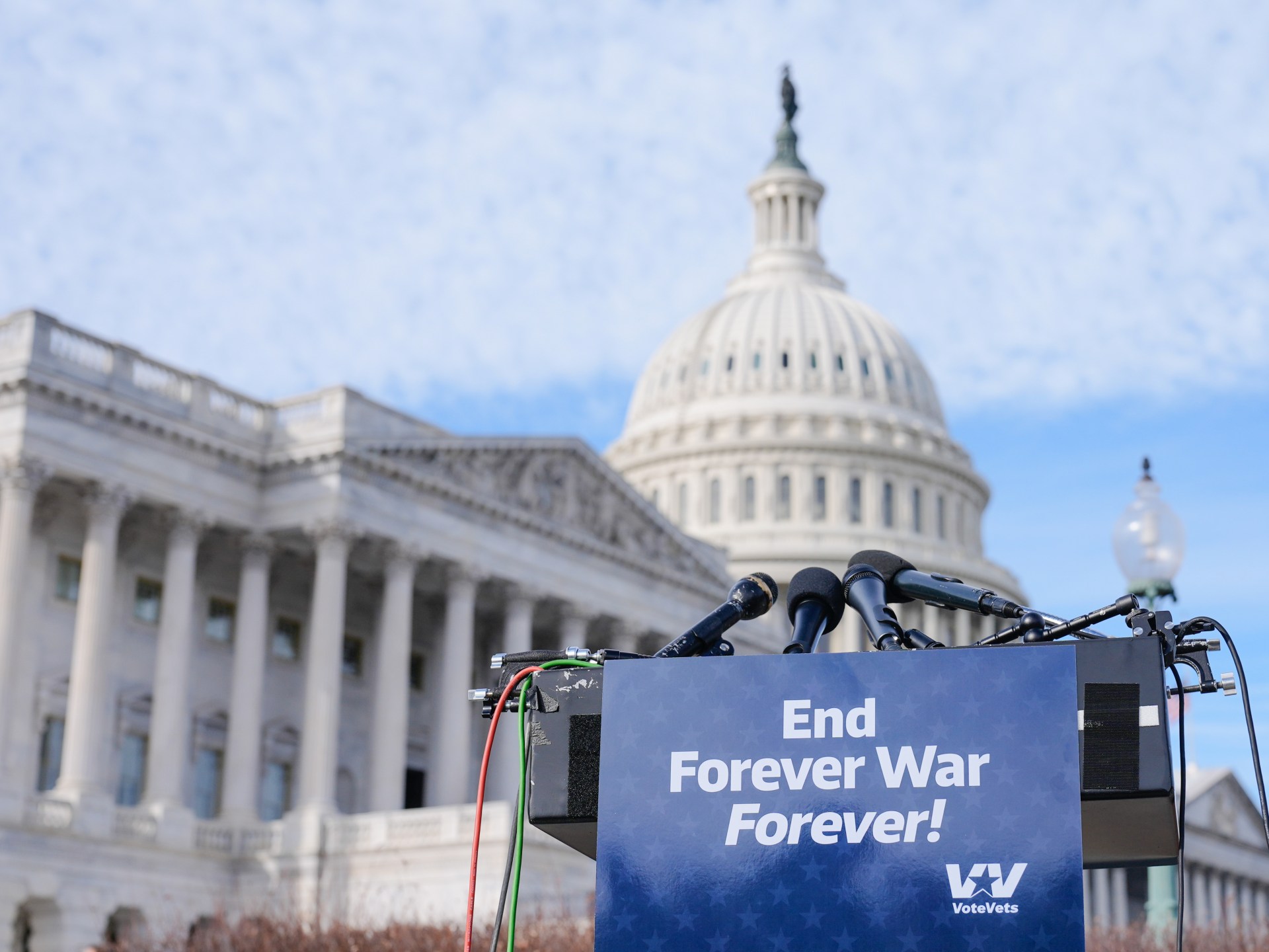 us-dems-say-iran-troop-deployment-‘more-likely’-ahead-of-war-powers-vote