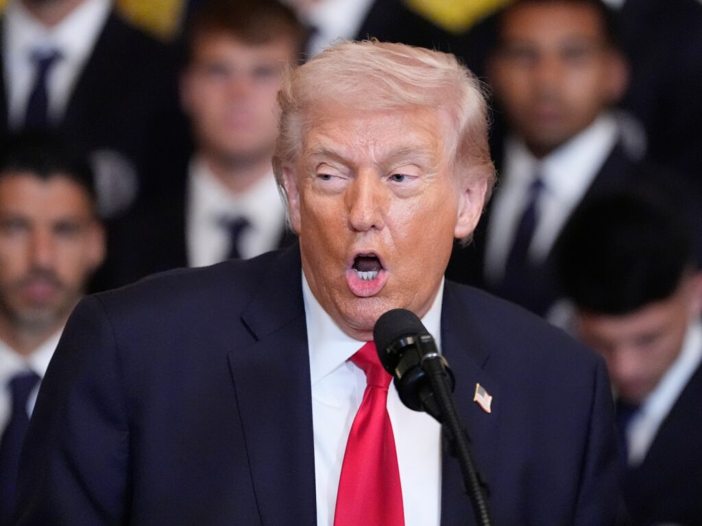 us-customs-agency-says-it-is-not-yet-able-to-reimburse-tariff-costs