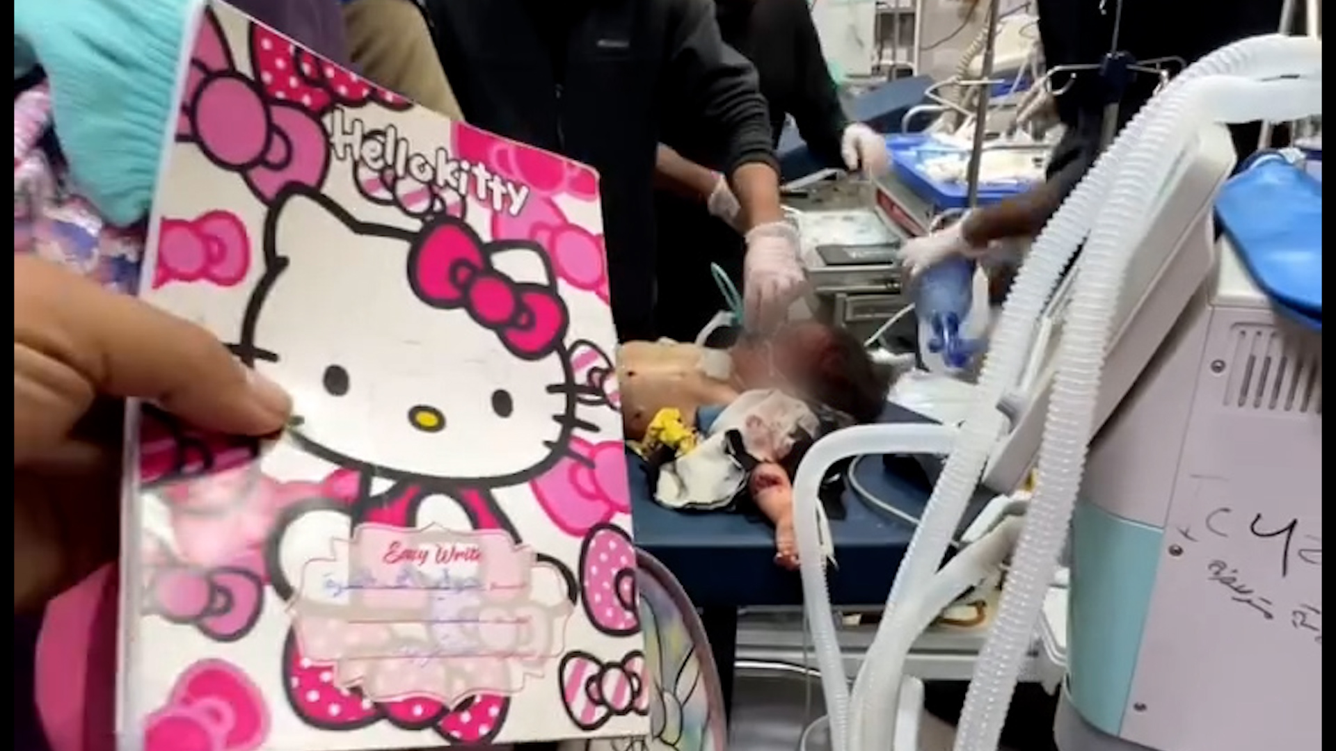 doctors-try-to-save-girl-as-father-was-killed-in-gaza-israeli-attack
