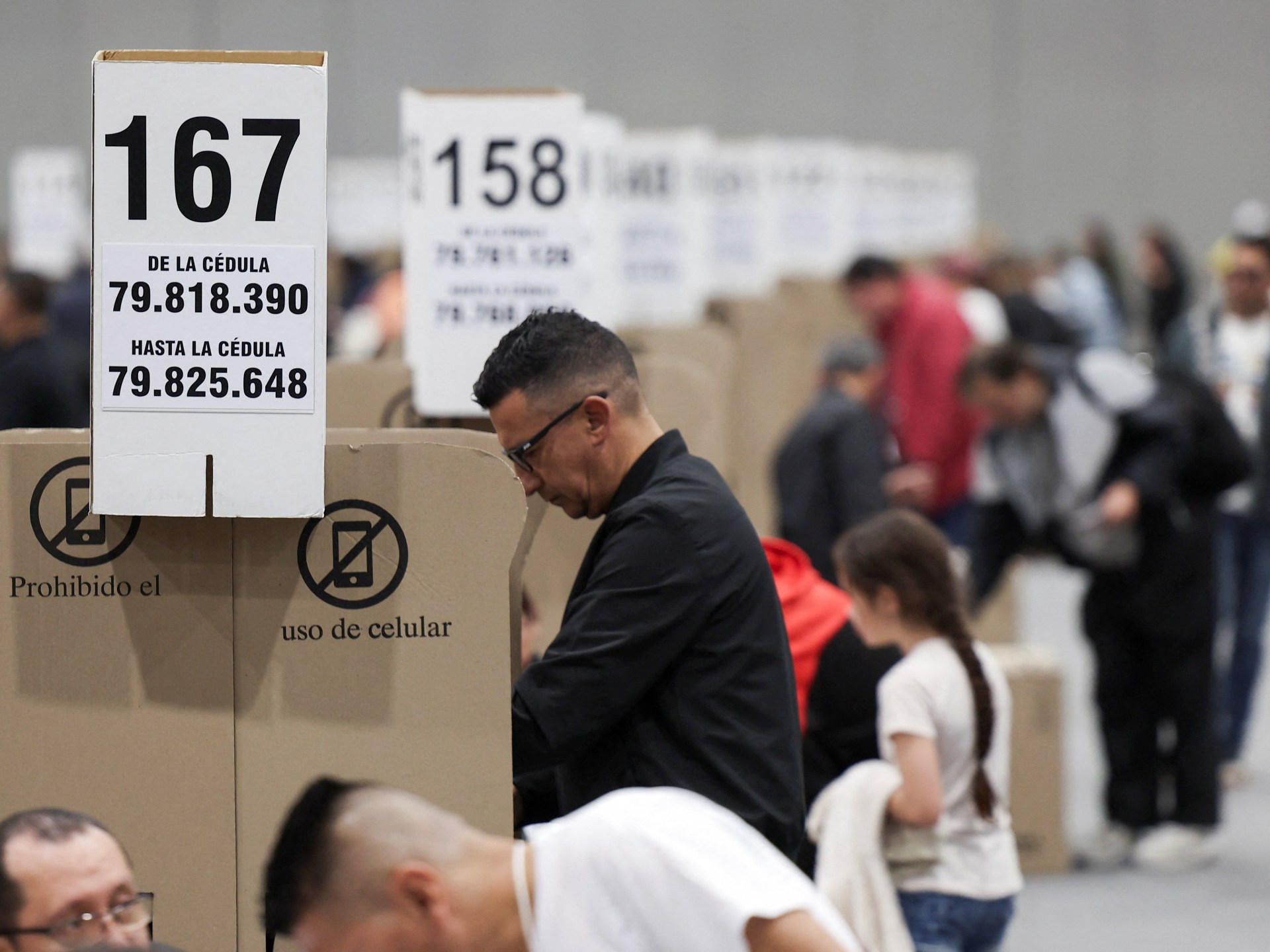 colombia-elects-congress,-chooses-presidential-candidates-amid-us-tensions