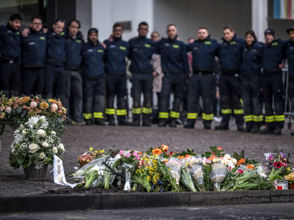 six-die-in-swiss-bus-fire-after-man-thought-to-have-set-himself-alight