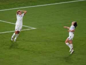 taiwan-cheering-row-overshadows-china-quarterfinal-at-asian-cup