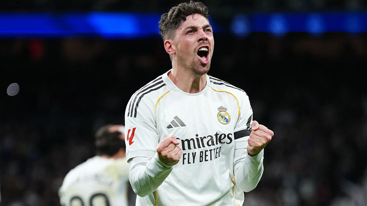 real-madrid-beat-elche-to-pressure-barcelona-for-la-liga-title