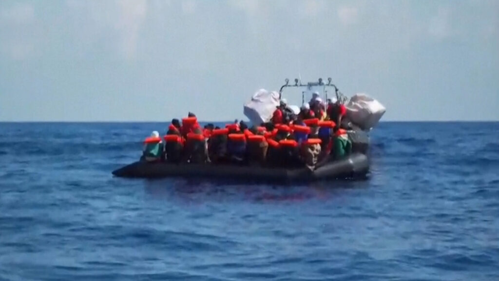video-shows-dozens-of-migrants-being-rescued-in-the-mediterranean-sea