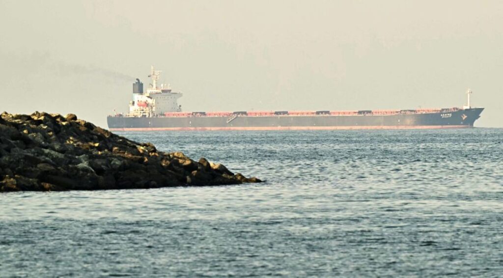 how-big-of-a-problem-is-the-strait-of-hormuz-for-donald-trump?
