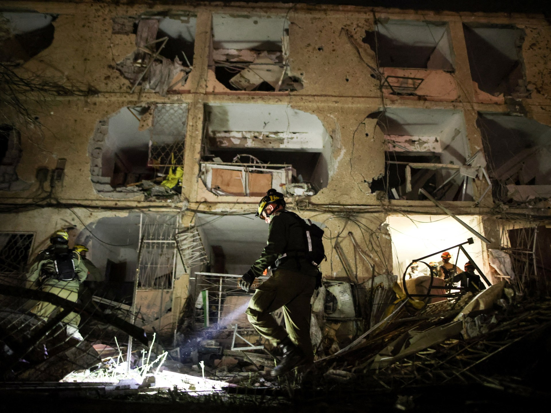 iran-war-live:-trump-threatens-to-attack-power-plants-over-strait-of-hormuz