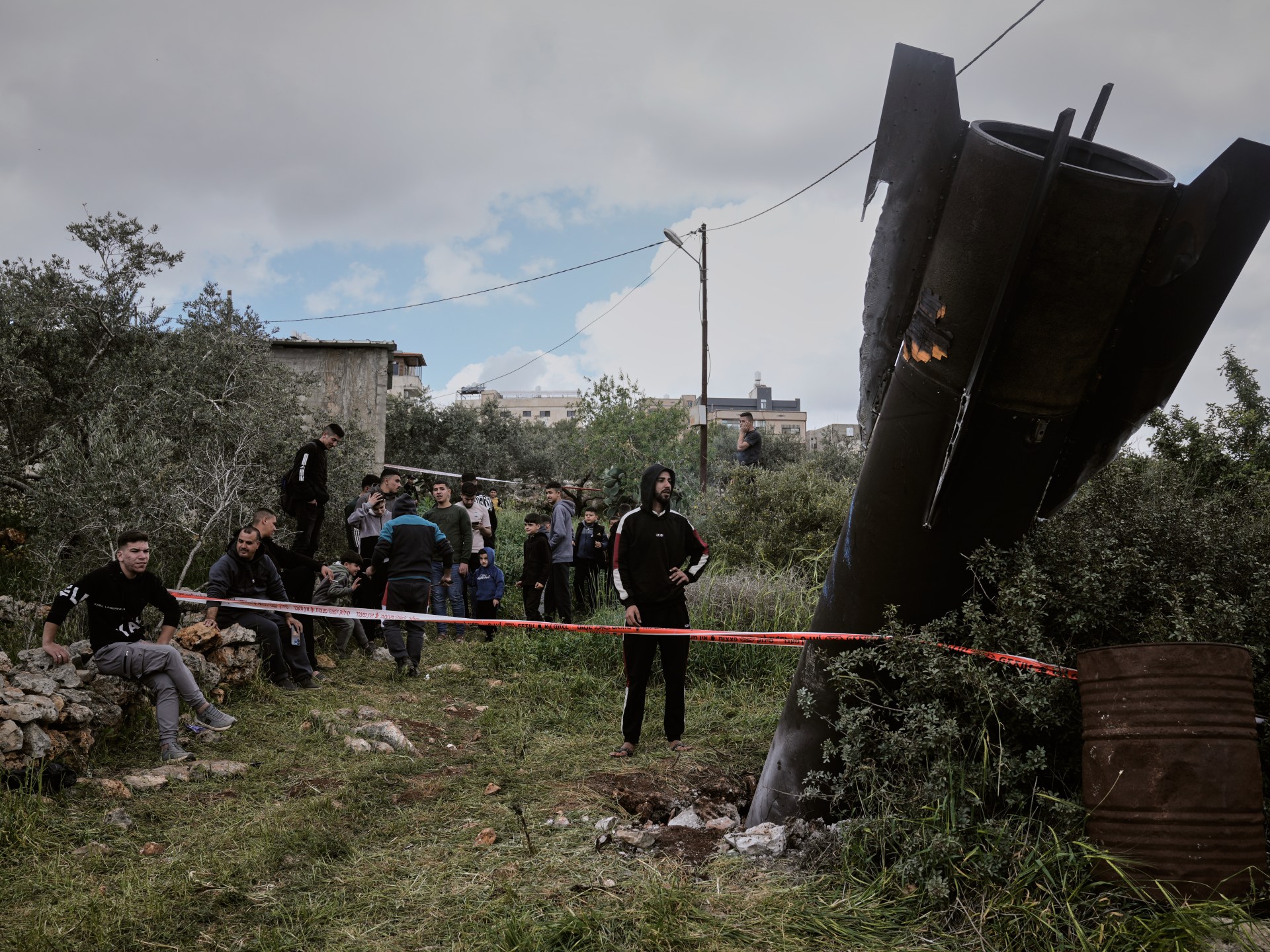 iran-war-live:-trump-again-says-talks-under-way;-12-killed-in-south-tehran