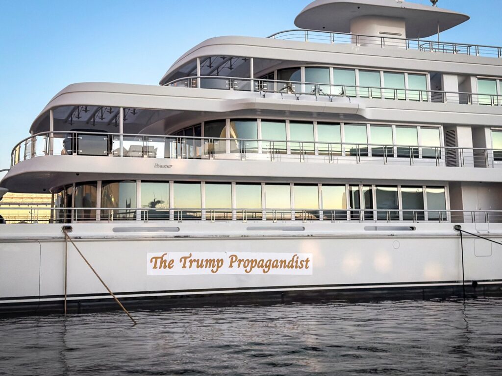 activists-label-larry-ellison’s-yacht-‘the-trump-propagandist’