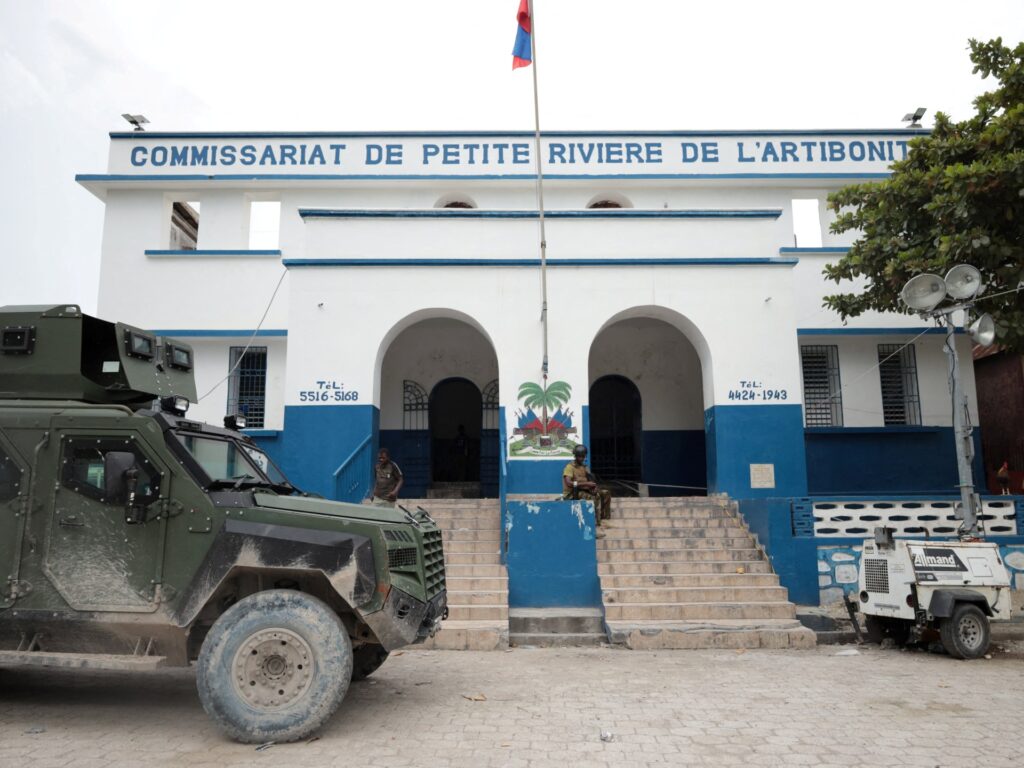 first-troops-from-un-backed-gang-suppression-force-arrive-in-haiti