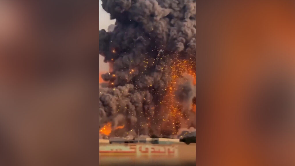 smoke-and-embers-seen-over-iran’s-isfahan-after-strike