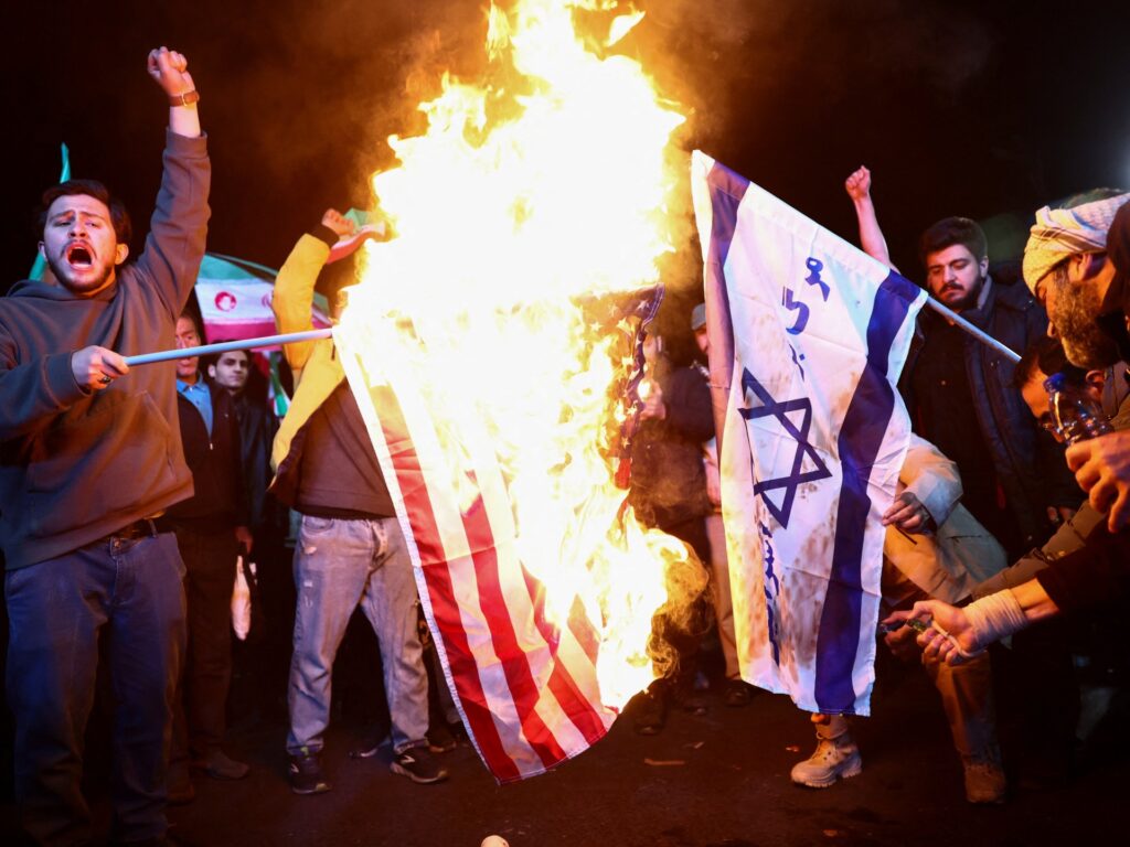 iran-war-live:-trump-announces-truce,-tehran-agrees-safe-transit-in-hormuz