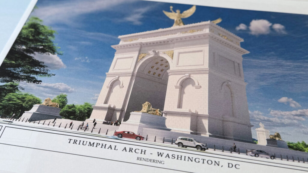 trump-plans-250-foot-‘triumphal-arch’-to-mark-250-years-of-us-independence