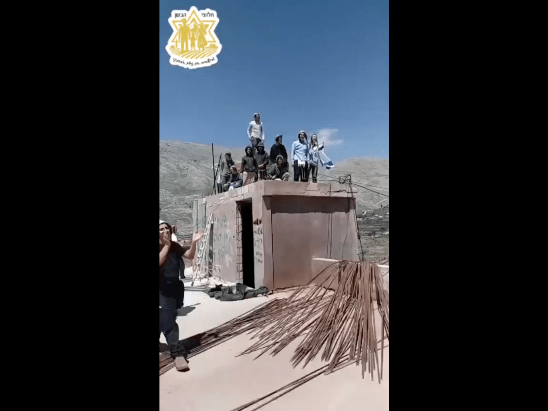 dozens-of-israeli-settlers-cross-into-syria-to-demand-settlement