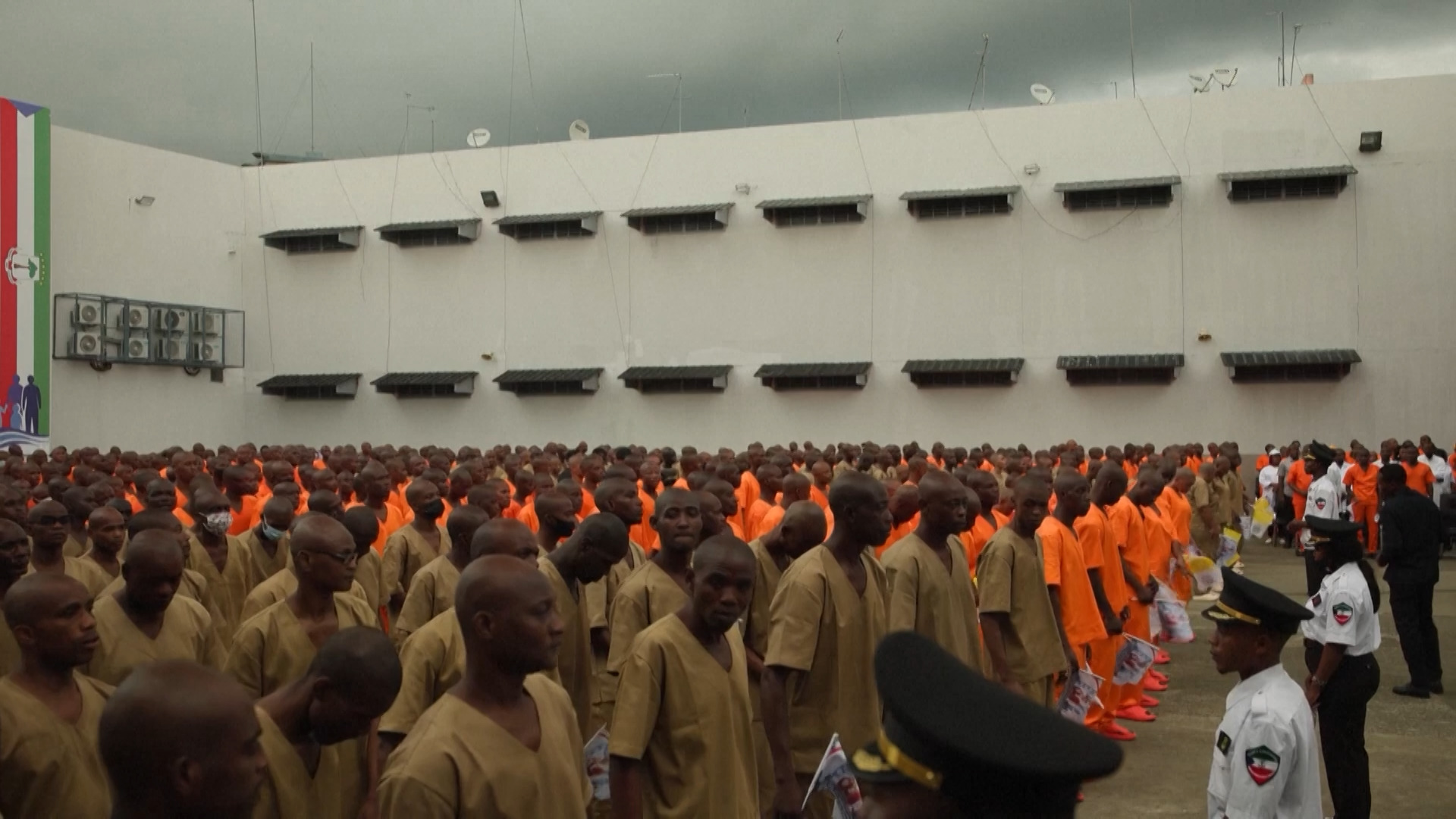 pope-leo-visits-prison-in-equatorial-guinea