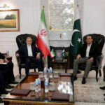 top-iranian-and-pakistani-officials-meet-in-islamabad