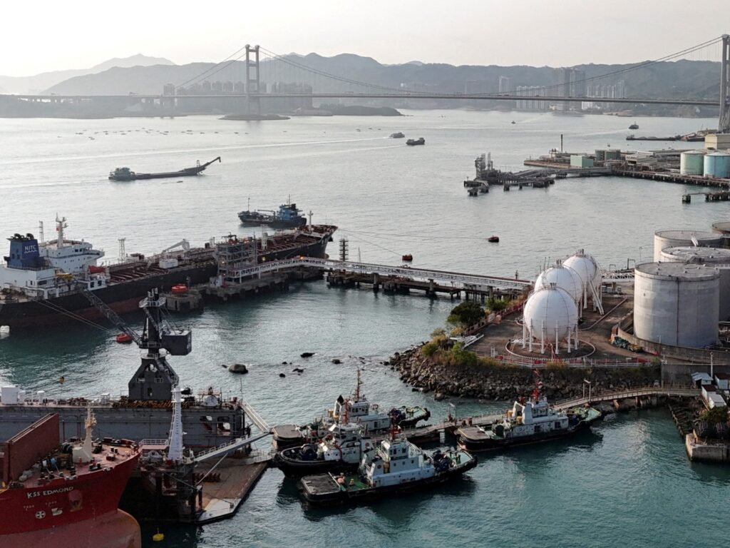 us-sanctions-china’s-‘teapot’-refinery-for-buying-iranian-oil