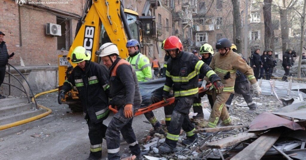 russian-attacks-on-ukraine-kill-at-least-five,-damage-ship-in-port