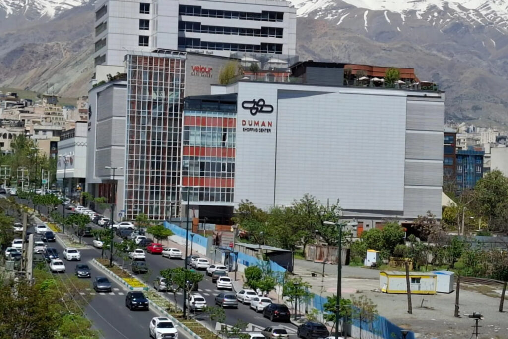 life-in-limbo:-how-iranians-navigate-a-state-of-‘no-war,-no-peace’