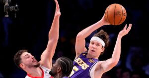 rockets-defeat-lakers-in-reaves’s-return,-force-game-6-in-nba-playoffs