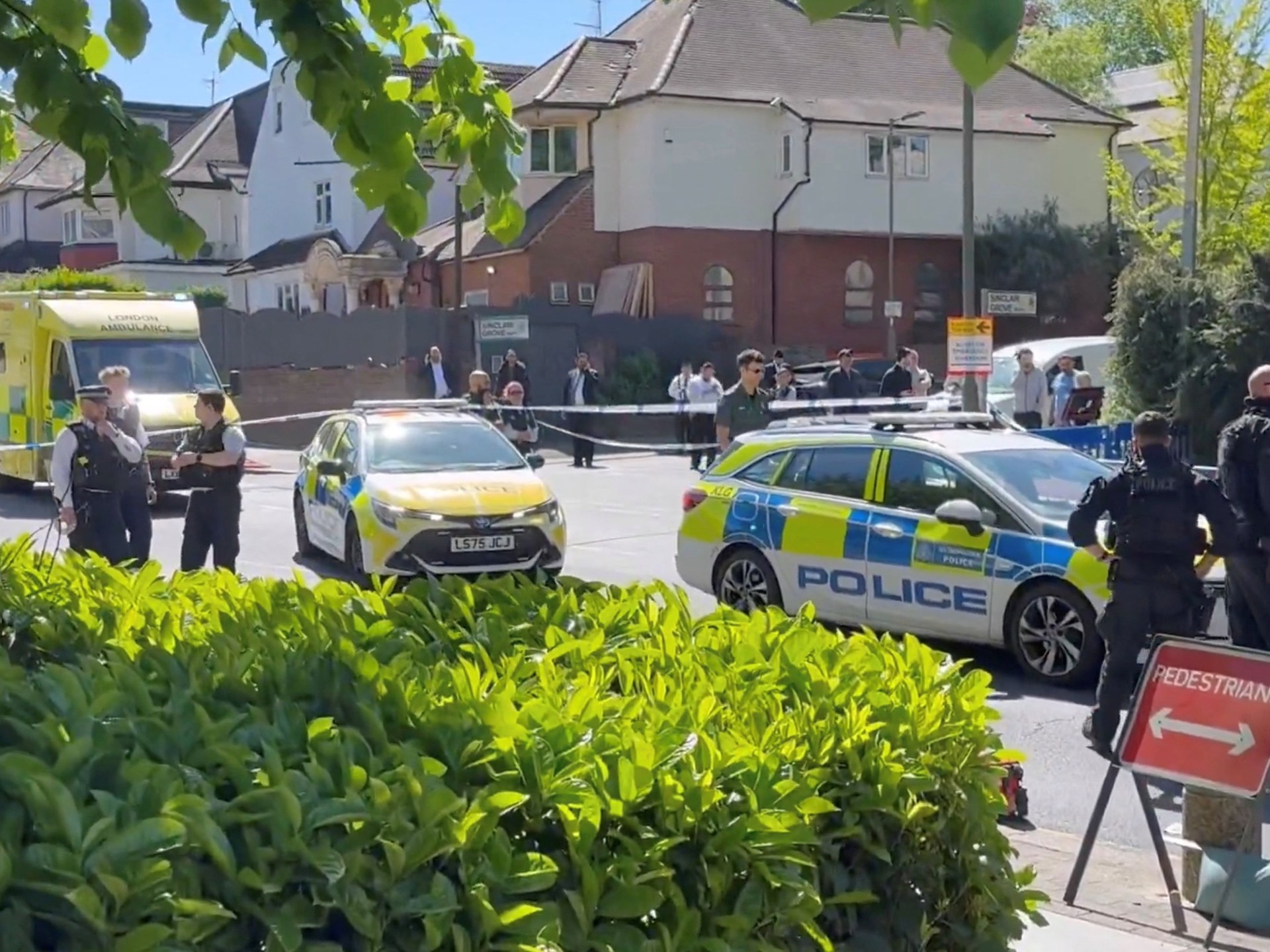 uk-police-charge-man-over-stabbing-of-two-jewish-men-in-london