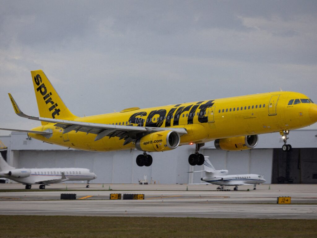 spirit-airlines-begins-‘wind-down’,-cancels-all-flights-over-fuel-crisis