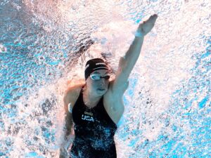 gretchen-walsh-lowers-own-100m-butterfly-world-record-for-fourth-time