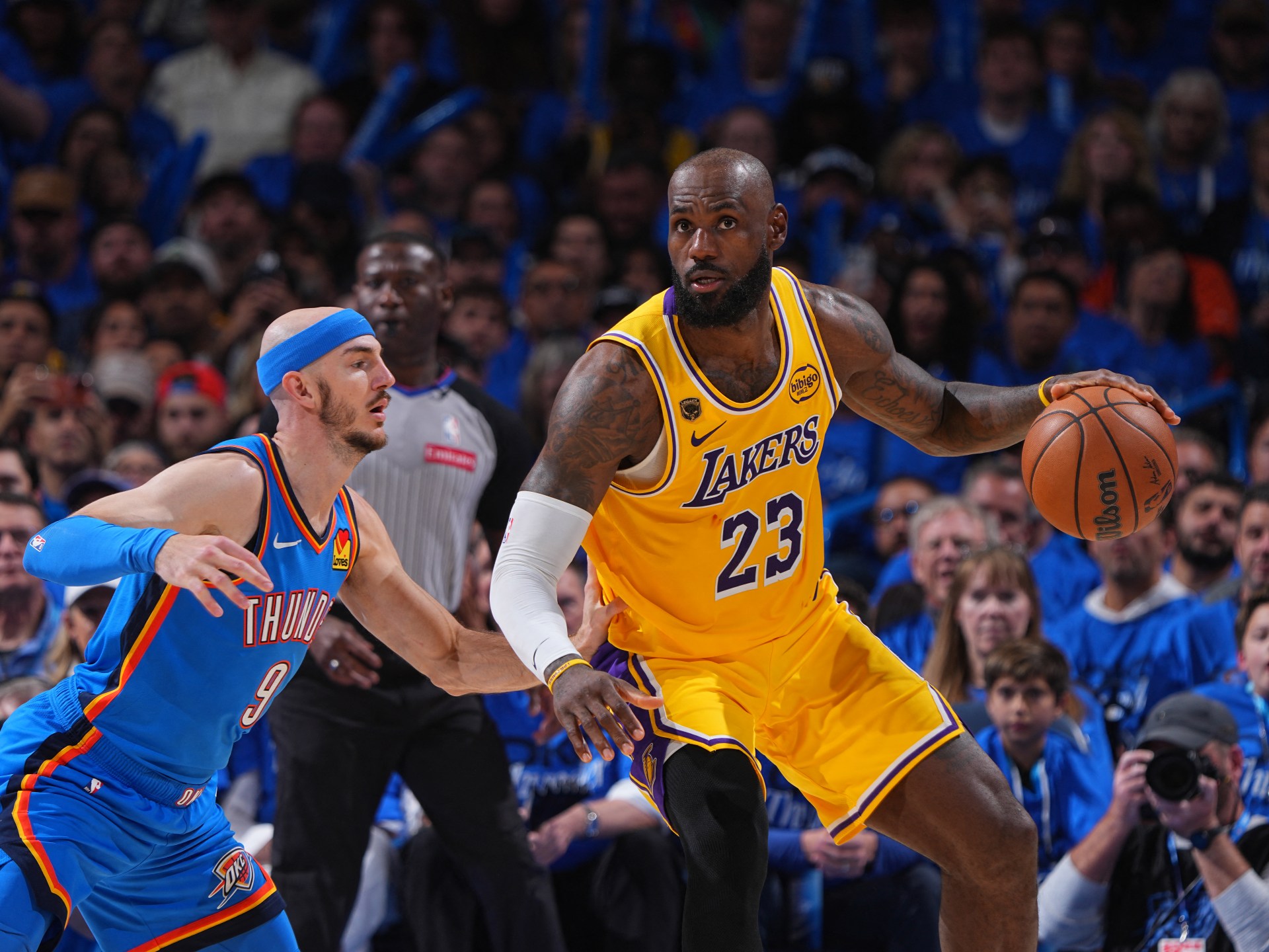 thunder-dominate-lebron-james,-lakers-to-win-game-1