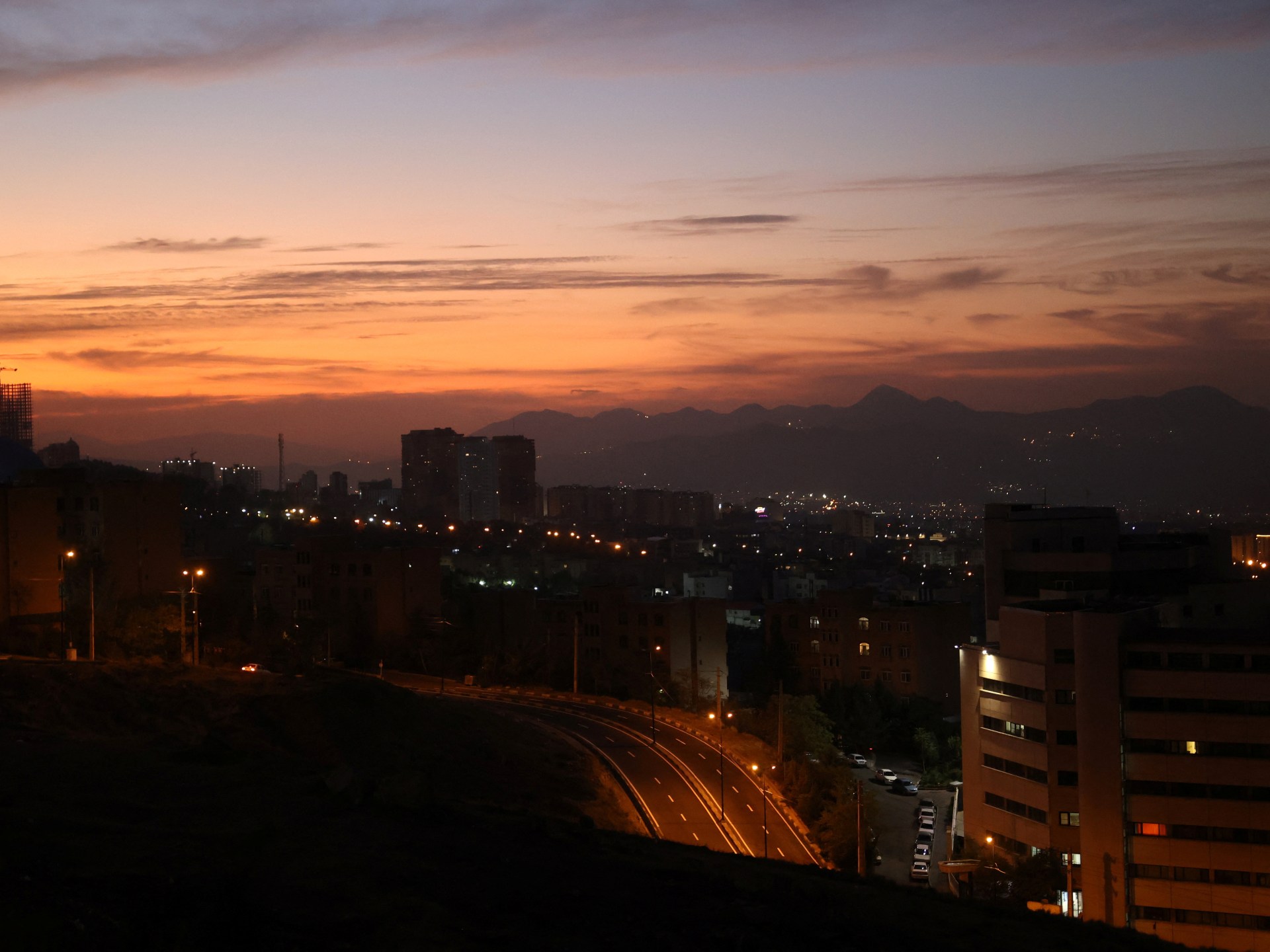 series-of-tremors-near-tehran-renews-concerns-over-major-quake-risk