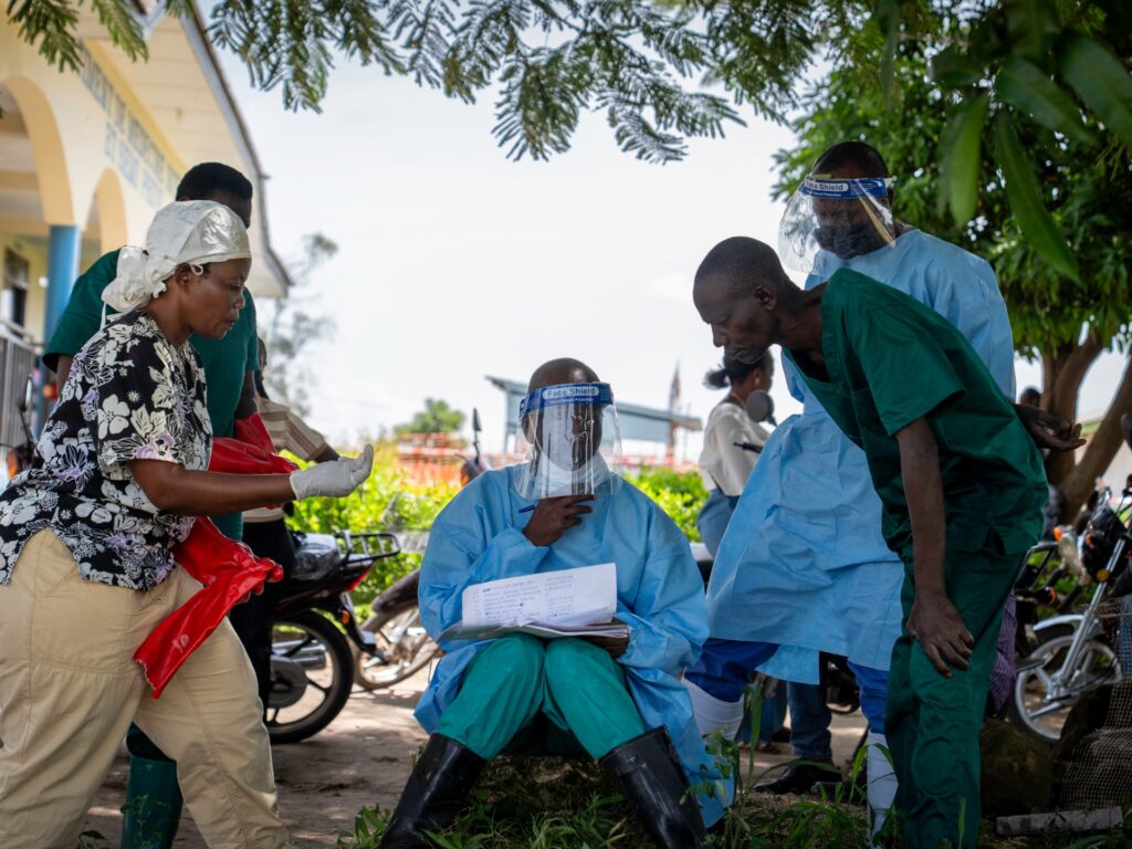 world-health-organization-hails-recovery-of-five-ebola-patients