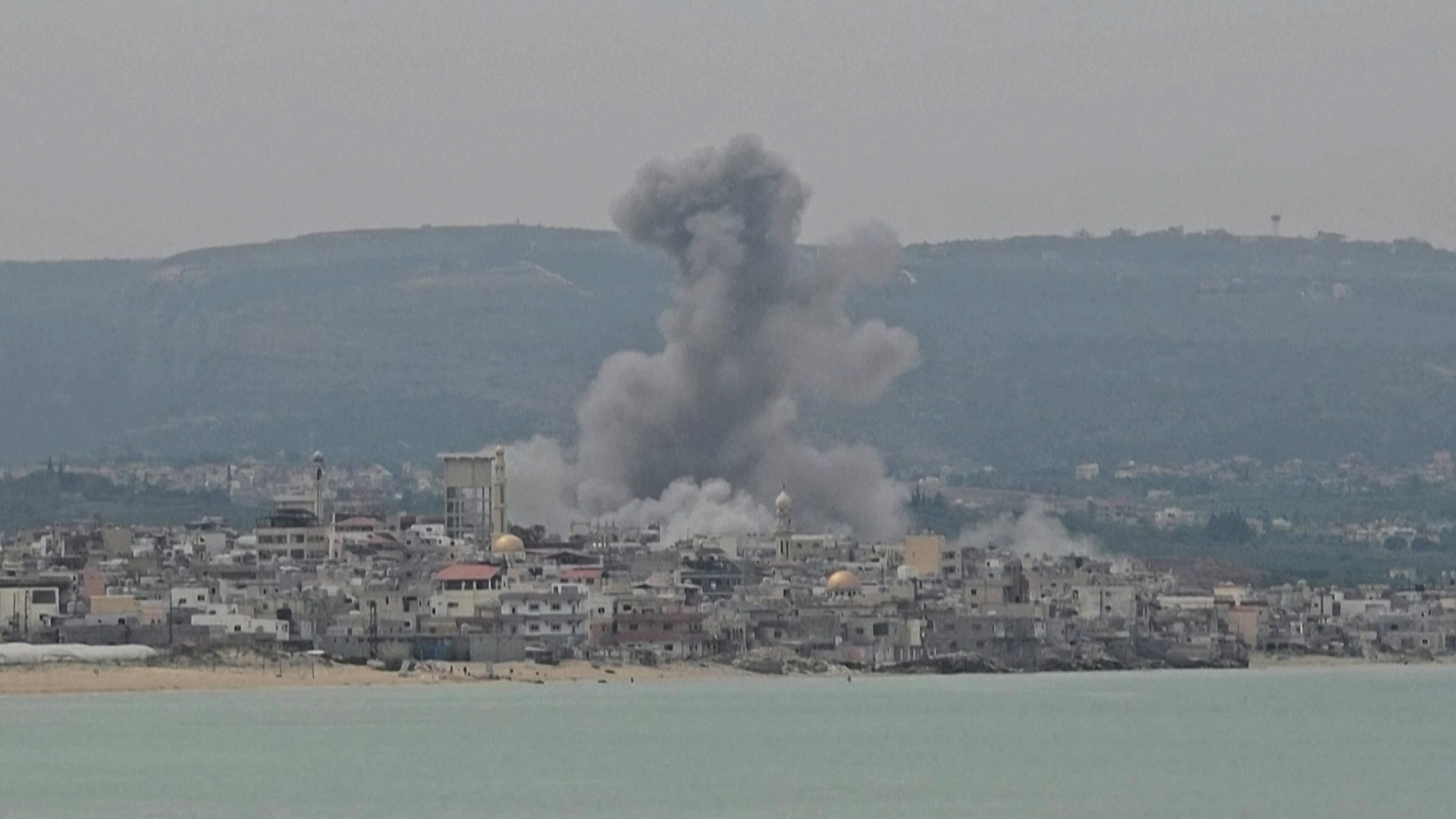 israeli-attacks-on-lebanon-continue-after-trump-saying-they’d-stop