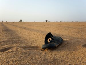 at-least-49-people-die-of-thirst-after-truck-breakdown-in-niger-desert