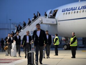 iran’s-world-cup-squad-lands-in-mexico-amid-us-visa-row