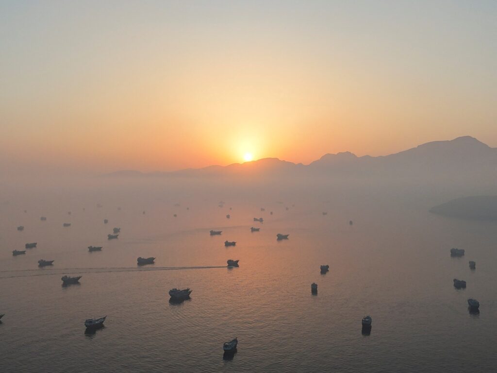 trump-says-ships-‘starting-to-move’-through-strait-of-hormuz