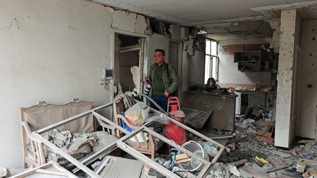 tehran-war-diary:-shooting-war-at-home