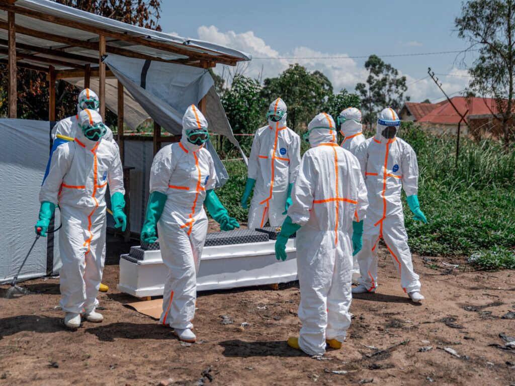 q&a:-why-humanitarian-aid-is-crucial-to-stopping-the-ebola-outbreak