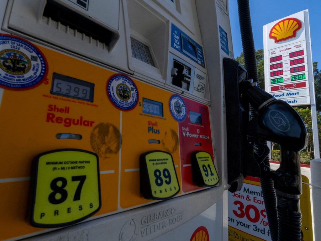 us-petrol-prices-ease-despite-ongoing-uncertainties-with-iran