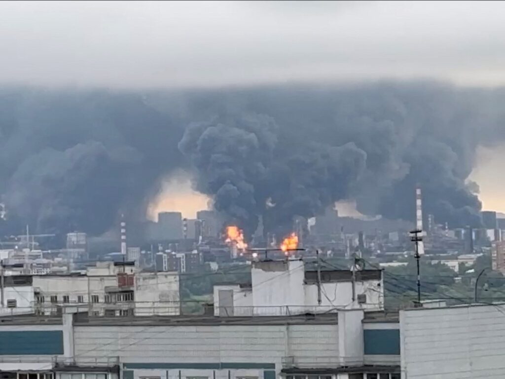 is-ukraine’s-campaign-of-targeting-russian-refineries-working?