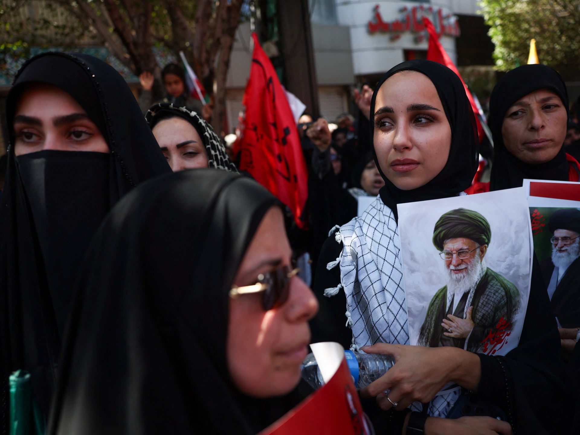 photos:-iran-to-bury-slain-supreme-leader-in-culmination-of-mass-funeral