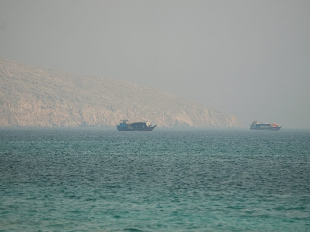 hormuz-shipping-in-focus-as-iran-us-rhetoric-heats-up