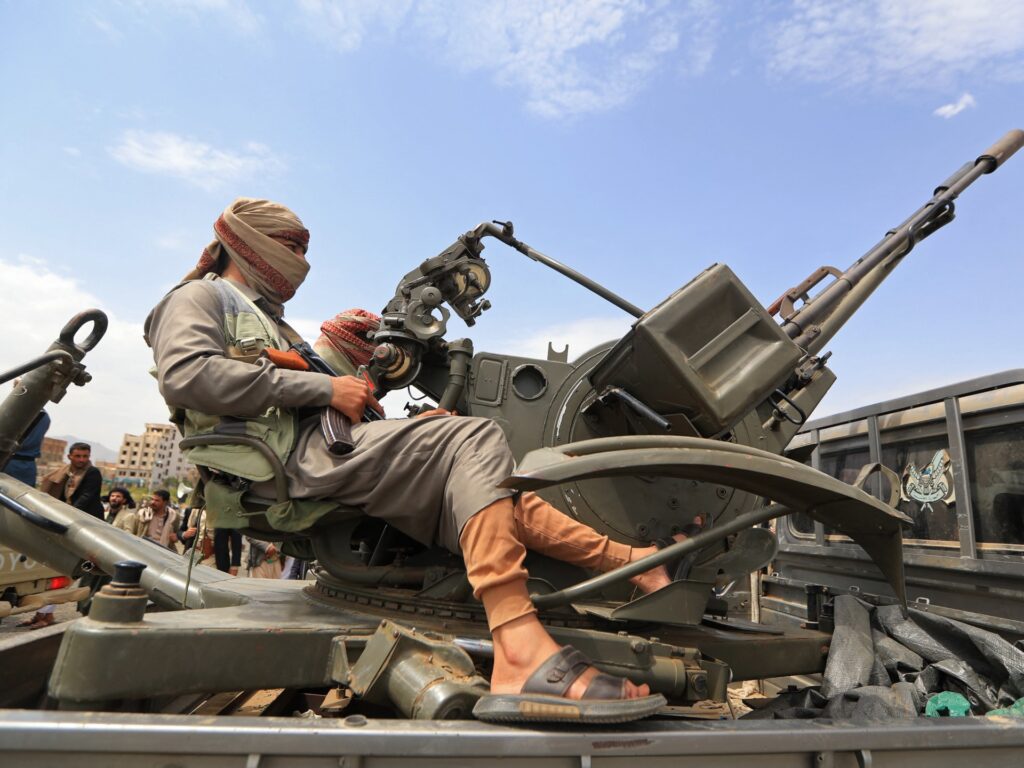 leading-houthi-threatens-‘siege’-on-saudi-arabia-after-yemen-airport-attack