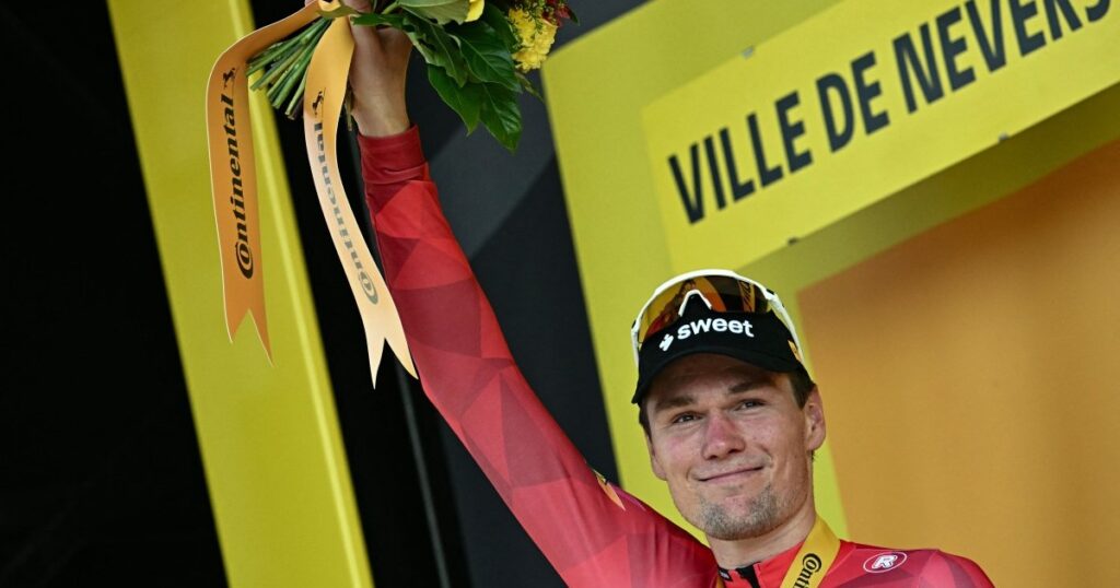 norway’s-waerenskjold-wins-fastest-tour-de-france-stage-in-history