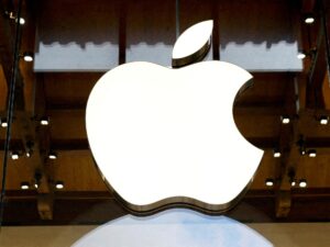 apple-regains-top-spot-as-world’s-most-valuable-company