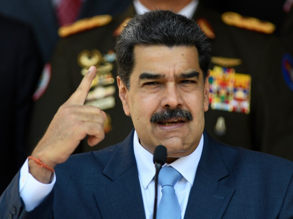 us-judge-sets-2027-trial-date-for-venezuela’s-maduro-and-wife