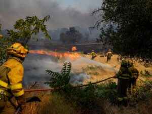spanish-police-accuse-tractor-driver-of-sparking-wildfire-as-blazes-spread
