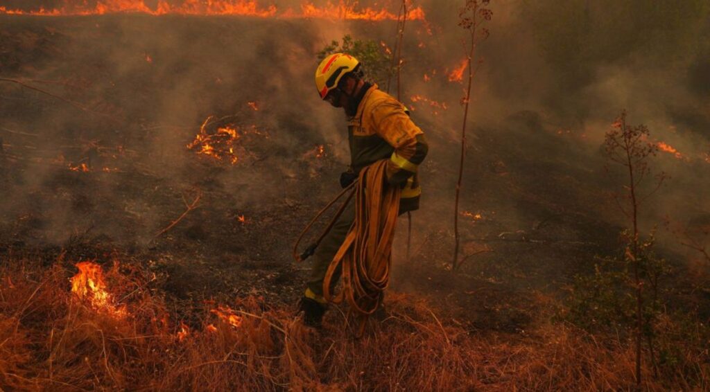 what’s-causing-the-unprecedented-wildfires-in-europe?
