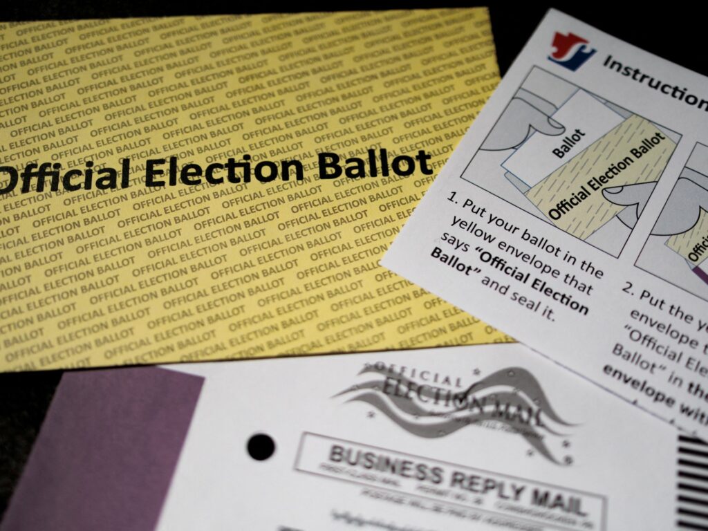 trump-asks-us-supreme-court-to-allow-mail-in-voting-restrictions