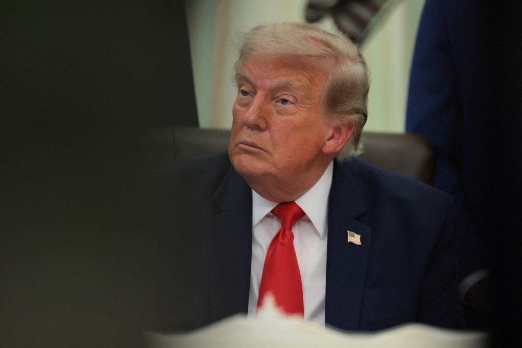 trump-threatens-iran-strikes-after-attack-on-us-base-in-jordan