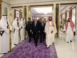 what-could-the-mecca-defence-pact-mean-for-the-us-role-in-the-middle-east?